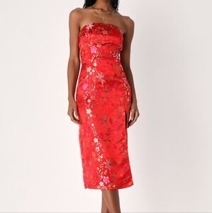 Lulu's Make a Move Red Satin Floral Jacquard Strapless Midi Dress